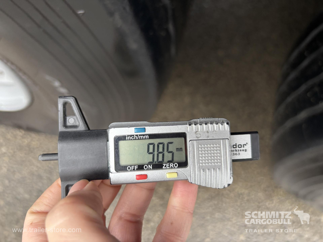 SCHMITZ Curtainsider Standard - Poluprikolica sa ceradom: slika 2 SCHMITZ Curtainsider Standard - Poluprikolica sa ceradom: slika 2