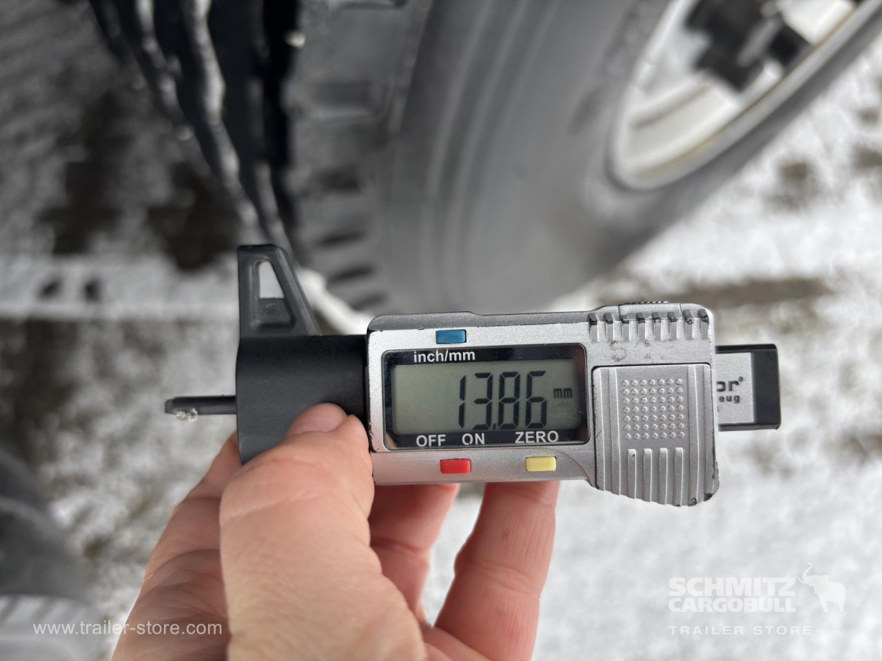 SCHMITZ Curtainsider Standard - Poluprikolica sa ceradom: slika 2 SCHMITZ Curtainsider Standard - Poluprikolica sa ceradom: slika 2