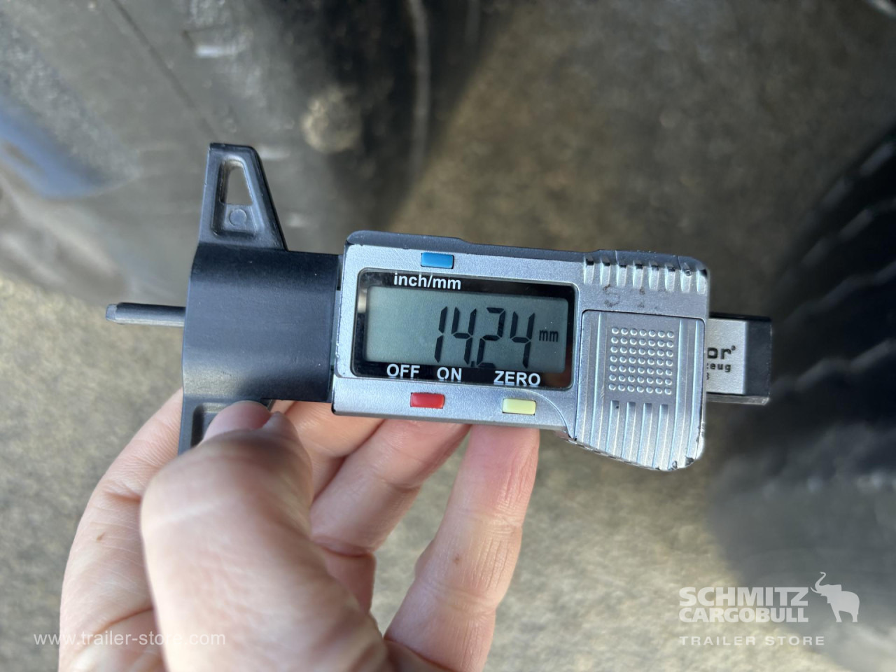 SCHMITZ Curtainsider Standard - Poluprikolica sa ceradom: slika 4 SCHMITZ Curtainsider Standard - Poluprikolica sa ceradom: slika 4