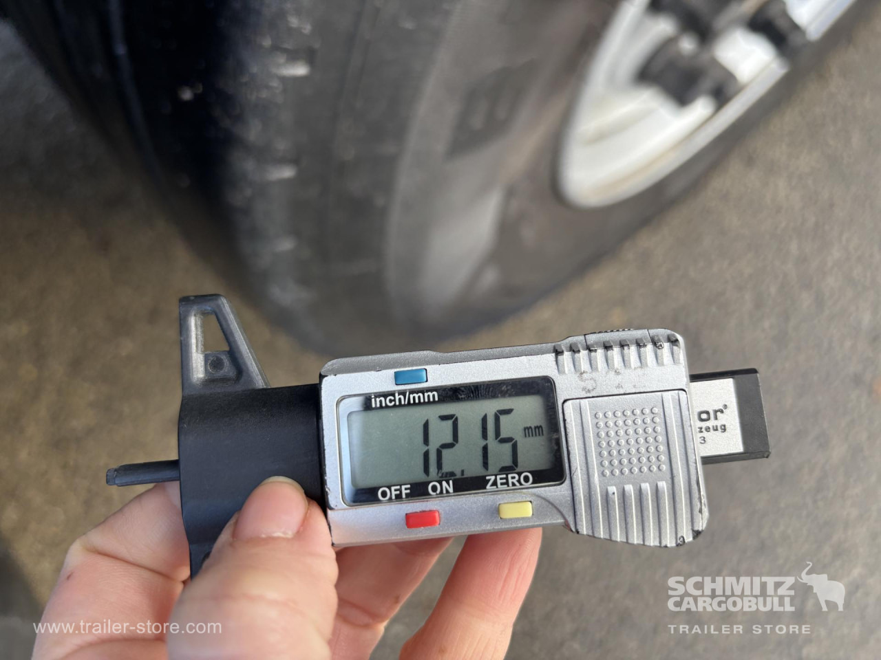 SCHMITZ Curtainsider Standard - Poluprikolica sa ceradom: slika 2 SCHMITZ Curtainsider Standard - Poluprikolica sa ceradom: slika 2