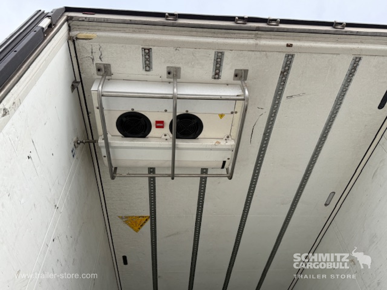 SCHMITZ Oplegger Vries Multitemp - Izotermička poluprikolica: slika 3 SCHMITZ Oplegger Vries Multitemp - Izotermička poluprikolica: slika 3