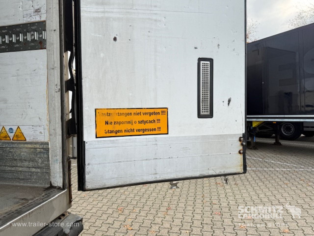 SCHMITZ Oplegger Vries Multitemp - Izotermička poluprikolica: slika 2 SCHMITZ Oplegger Vries Multitemp - Izotermička poluprikolica: slika 2
