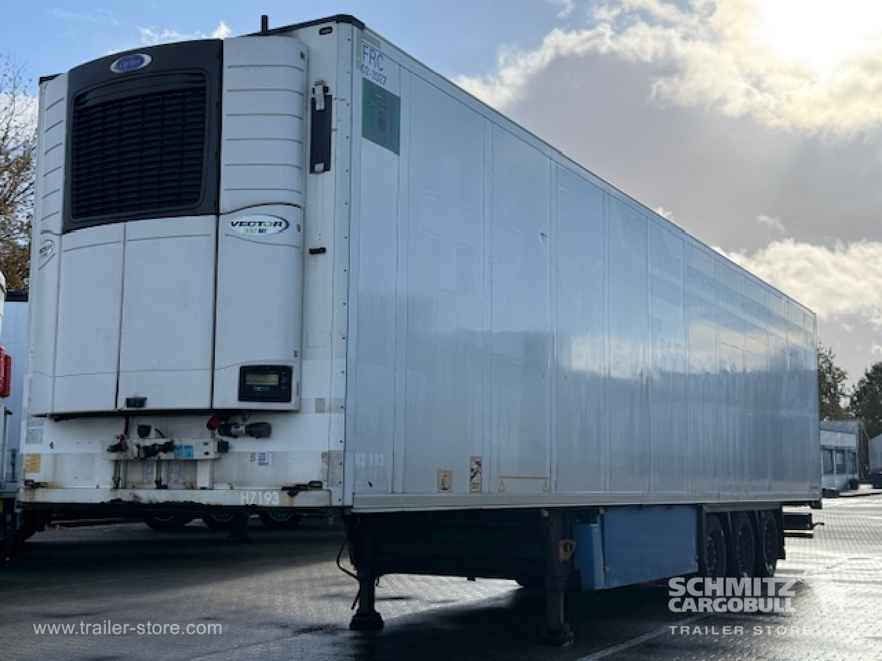SCHMITZ Oplegger Vries Multitemp - Izotermička poluprikolica: slika 1 SCHMITZ Oplegger Vries Multitemp - Izotermička poluprikolica: slika 1