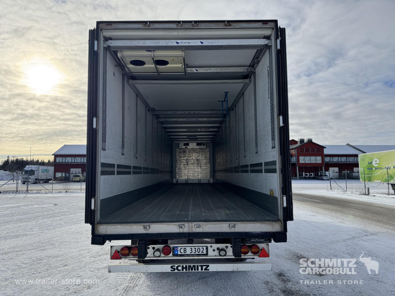 SCHMITZ Reefer Multitemp Double deck - Izotermička poluprikolica: slika 2 SCHMITZ Reefer Multitemp Double deck - Izotermička poluprikolica: slika 2