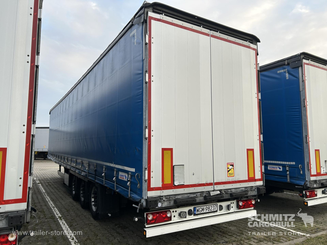 SCHMITZ Curtainsider Mega - Poluprikolica sa ceradom: slika 2 SCHMITZ Curtainsider Mega - Poluprikolica sa ceradom: slika 2