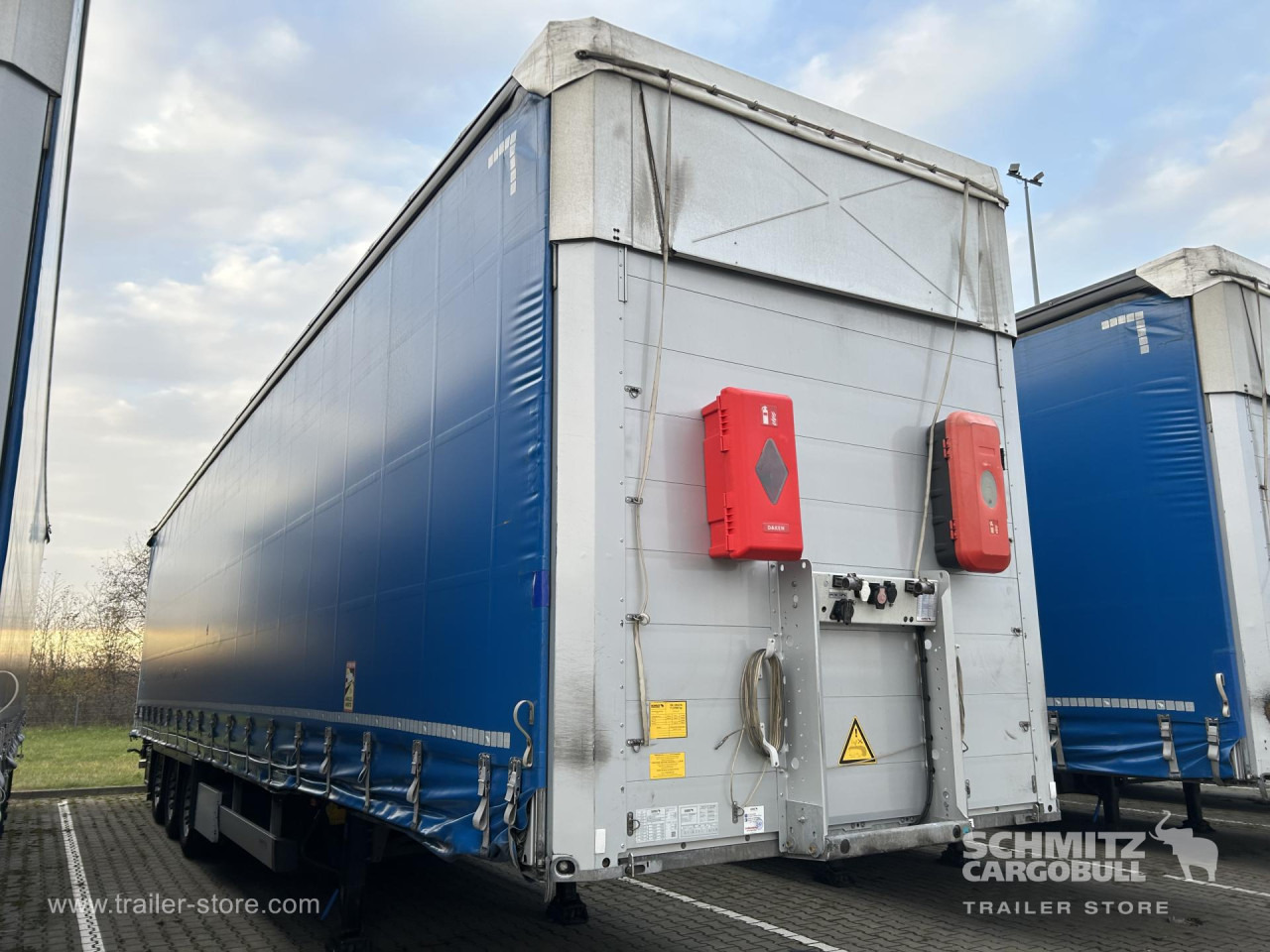 SCHMITZ Curtainsider Mega - Poluprikolica sa ceradom: slika 1 SCHMITZ Curtainsider Mega - Poluprikolica sa ceradom: slika 1