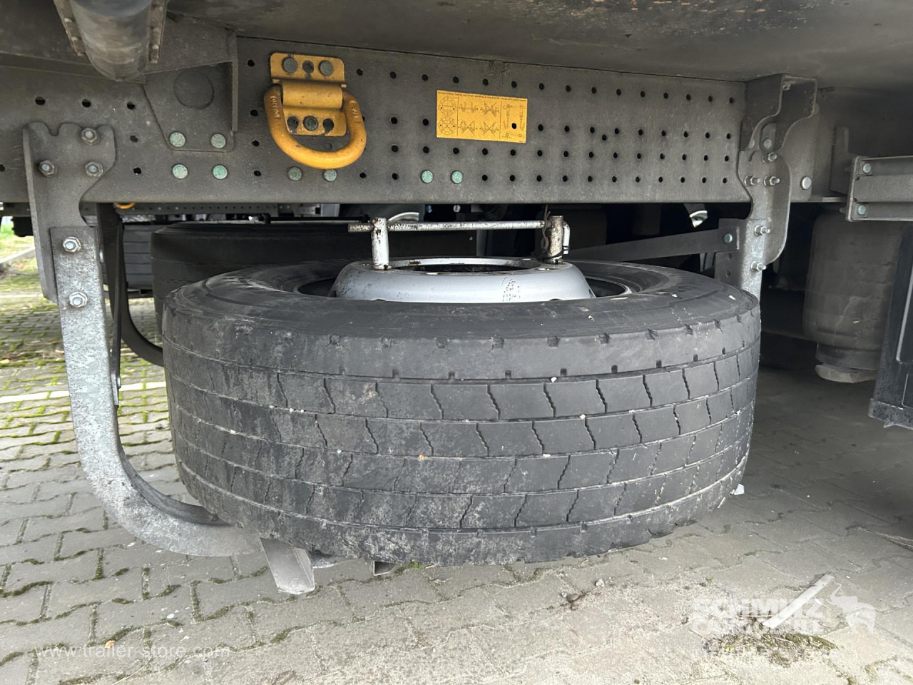 SCHMITZ Reefer Standard Double deck - Izotermička poluprikolica: slika 3 SCHMITZ Reefer Standard Double deck - Izotermička poluprikolica: slika 3