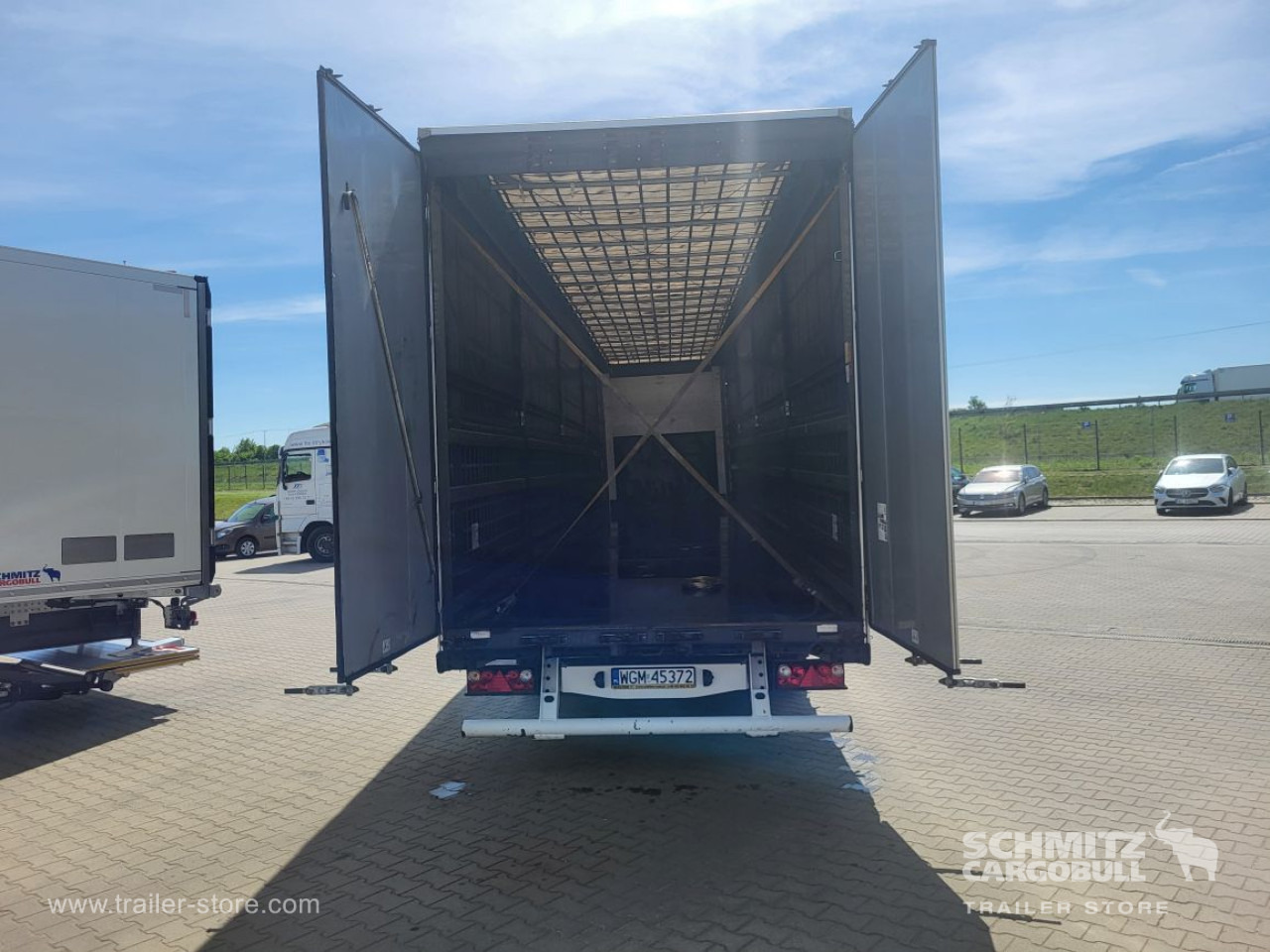 WIELTON Curtainsider Mega - Poluprikolica sa ceradom: slika 4 WIELTON Curtainsider Mega - Poluprikolica sa ceradom: slika 4