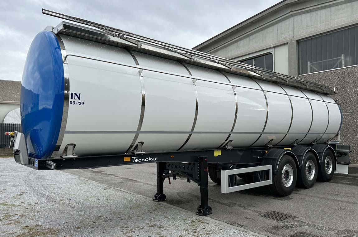 Bata CISTERNA SUPER LIGHT NUOVA - Poluprikolica cisterna: slika 1 Bata CISTERNA SUPER LIGHT NUOVA - Poluprikolica cisterna: slika 1