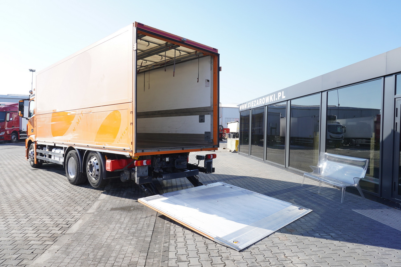 Lizing Container Body , 17 EPAL, 2x side opening, 2000 kg lift Container Body , 17 EPAL, 2x side opening, 2000 kg lift: slika 13 Lizing Container Body , 17 EPAL, 2x side opening, 2000 kg lift Container Body , 17 EPAL, 2x side opening, 2000 kg lift: slika 13