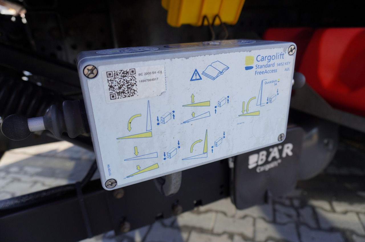 Lizing Container Body , 17 EPAL, 2x side opening, 2000 kg lift Container Body , 17 EPAL, 2x side opening, 2000 kg lift: slika 12 Lizing Container Body , 17 EPAL, 2x side opening, 2000 kg lift Container Body , 17 EPAL, 2x side opening, 2000 kg lift: slika 12