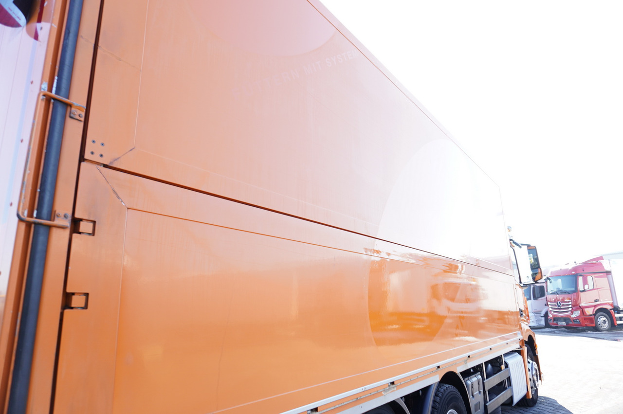 Lizing Container Body , 17 EPAL, 2x side opening, 2000 kg lift Container Body , 17 EPAL, 2x side opening, 2000 kg lift: slika 11 Lizing Container Body , 17 EPAL, 2x side opening, 2000 kg lift Container Body , 17 EPAL, 2x side opening, 2000 kg lift: slika 11