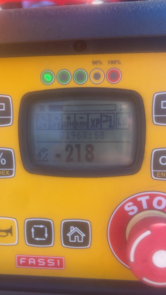 Kamion sa tovarnim sandukom, Kamion sa dizalicom DAF CF 480 8x4 E6 / Fassi F315A.2.26 crane / flatbedCF 480 8x4 E6 / Fassi F315A.2.26 crane / flatbed: slika 13