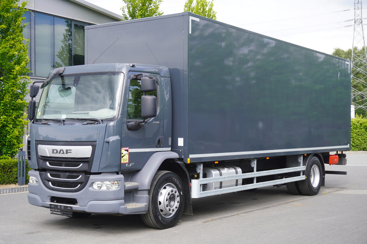 DAF LF 290 / 21 EPAL box / 2021 - Kamion sa zatvorenim sandukom: slika 1 DAF LF 290 / 21 EPAL box / 2021 - Kamion sa zatvorenim sandukom: slika 1