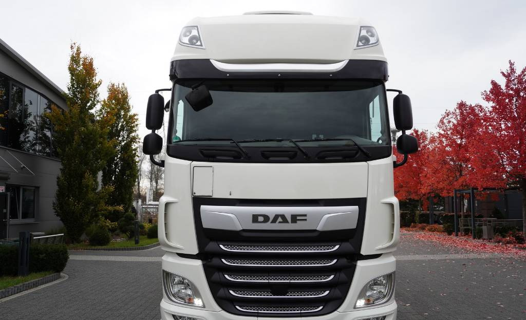 DAF XF 450 6×2 E6 / Refrigerator Lacapitaine / ATP/FRC to 2027 / 18 pallets - Hladnjača: slika 2 DAF XF 450 6×2 E6 / Refrigerator Lacapitaine / ATP/FRC to 2027 / 18 pallets - Hladnjača: slika 2