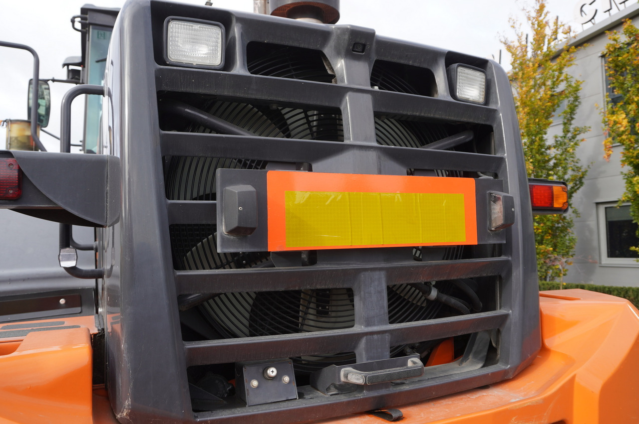 Utovarivač točkaš HITACHI ZW220 articulated loader / 2 buckets: slika 21