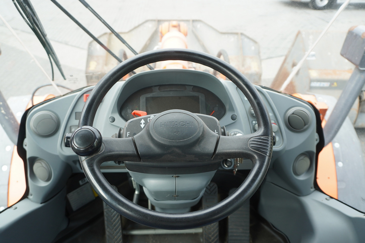 Utovarivač točkaš HITACHI ZW220 articulated loader / 2 buckets: slika 25