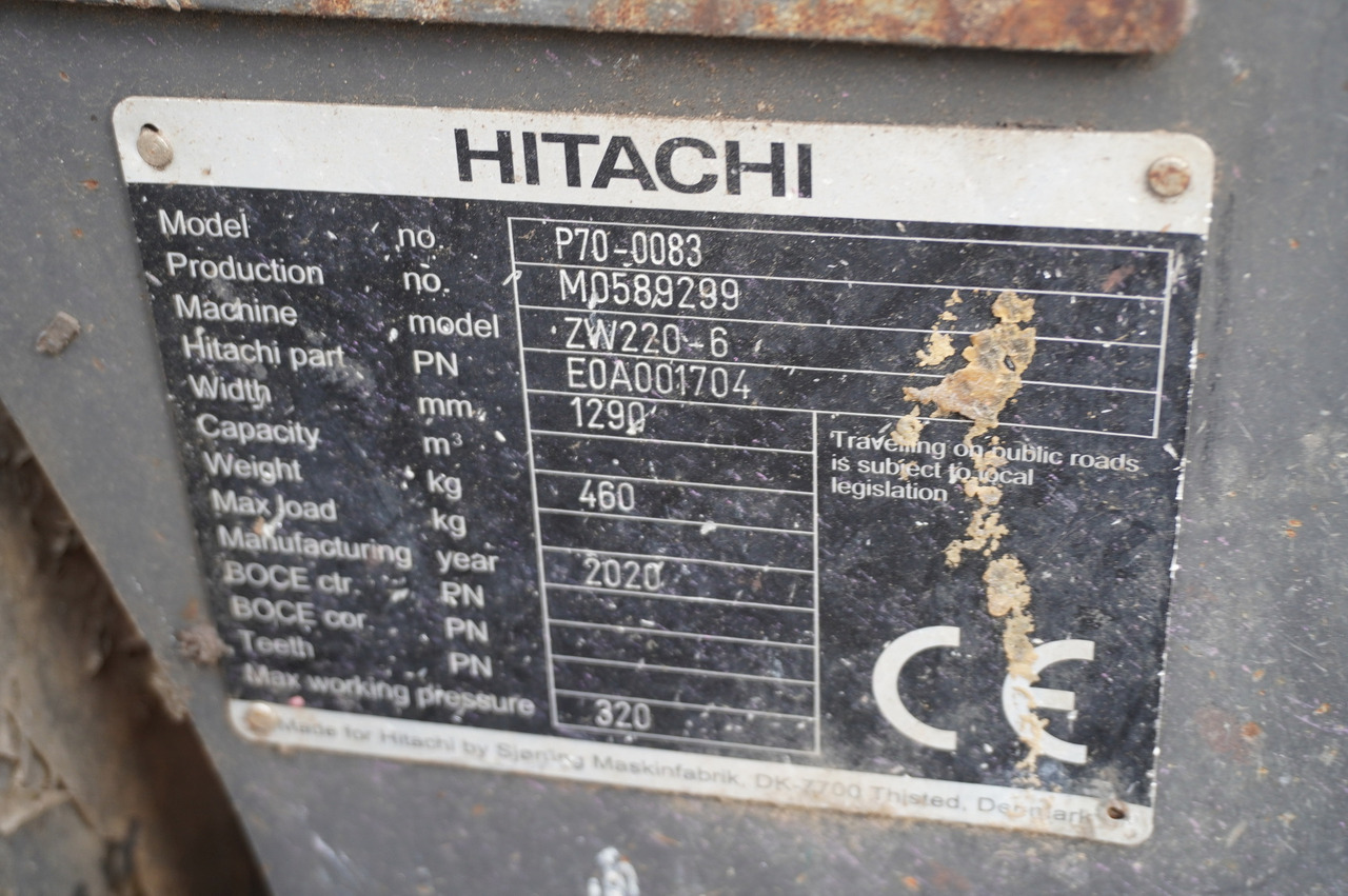 Utovarivač točkaš HITACHI ZW220 articulated loader / 2 buckets: slika 18