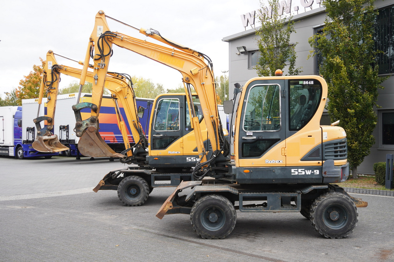 Hyundai Robex 55W-9 Wheeled Excavator 5.5t / 2pcs - Bager: slika 1 Hyundai Robex 55W-9 Wheeled Excavator 5.5t / 2pcs - Bager: slika 1