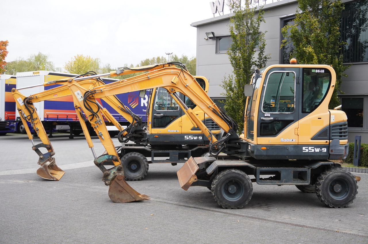Hyundai Robex 55W-9 Wheeled Excavator 5.5t / 2pcs - Mini bager: slika 2 Hyundai Robex 55W-9 Wheeled Excavator 5.5t / 2pcs - Mini bager: slika 2
