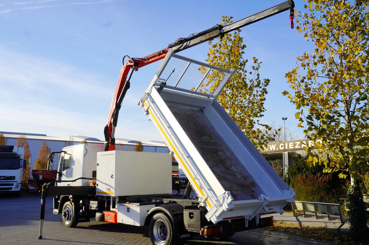 IVECO Eurocargo 120E18 Crane Palfinger / 3-way tipper / sleeper cab - Kamion sa tovarnim sandukom, Kamion sa dizalicom: slika 4 IVECO Eurocargo 120E18 Crane Palfinger / 3-way tipper / sleeper cab - Kamion sa tovarnim sandukom, Kamion sa dizalicom: slika 4