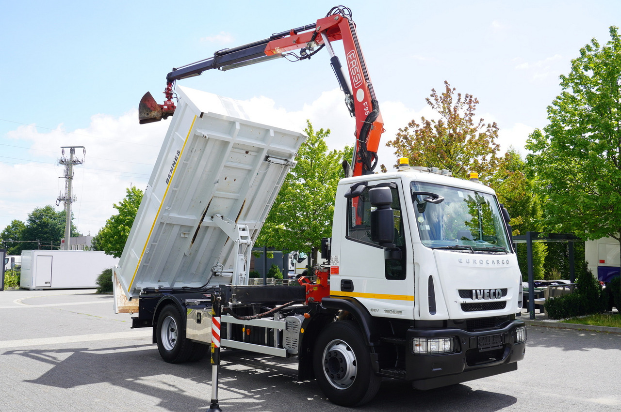 IVECO Eurocargo 160E22 EEV Dump truck / Bortmatic / Crane FASSI F95A.0.22 - Kamion sa tovarnim sandukom, Kamion sa dizalicom: slika 3 IVECO Eurocargo 160E22 EEV Dump truck / Bortmatic / Crane FASSI F95A.0.22 - Kamion sa tovarnim sandukom, Kamion sa dizalicom: slika 3