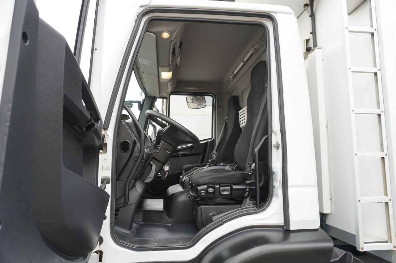 Hladnjača IVECO Eurocargo 190-280L E6 4x2 / Refrigerator / Dhollandia DHSM.20 tail lift / 21 pallets: slika 8 Hladnjača IVECO Eurocargo 190-280L E6 4x2 / Refrigerator / Dhollandia DHSM.20 tail lift / 21 pallets: slika 8