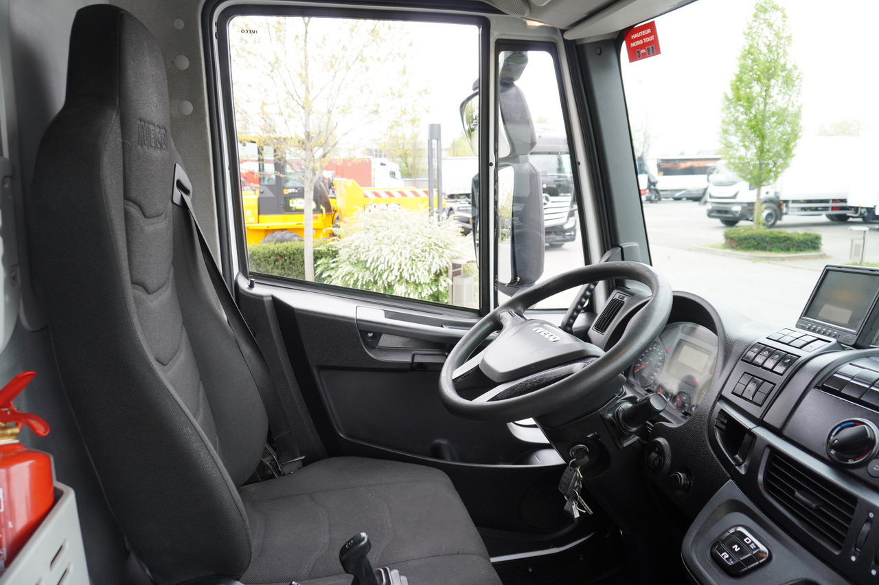 Hladnjača IVECO Eurocargo 190-280L E6 4x2 / Refrigerator / Dhollandia DHSM.20 tail lift / 21 pallets: slika 19 Hladnjača IVECO Eurocargo 190-280L E6 4x2 / Refrigerator / Dhollandia DHSM.20 tail lift / 21 pallets: slika 19