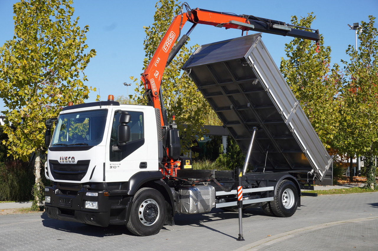 IVECO Stralis 310 E6 / NEW 3-sided tipper / Fassi F135 crane with remote control - Autodizalica: slika 1 IVECO Stralis 310 E6 / NEW 3-sided tipper / Fassi F135 crane with remote control - Autodizalica: slika 1