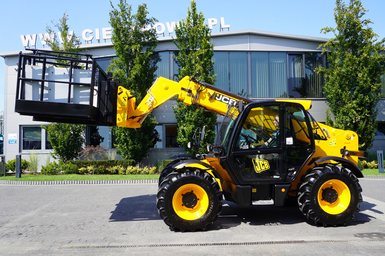 Teleskopski upravljač JCB 535-95 / 3.5 T / range 9.5 m / joystick: slika 24 Teleskopski upravljač JCB 535-95 / 3.5 T / range 9.5 m / joystick: slika 24