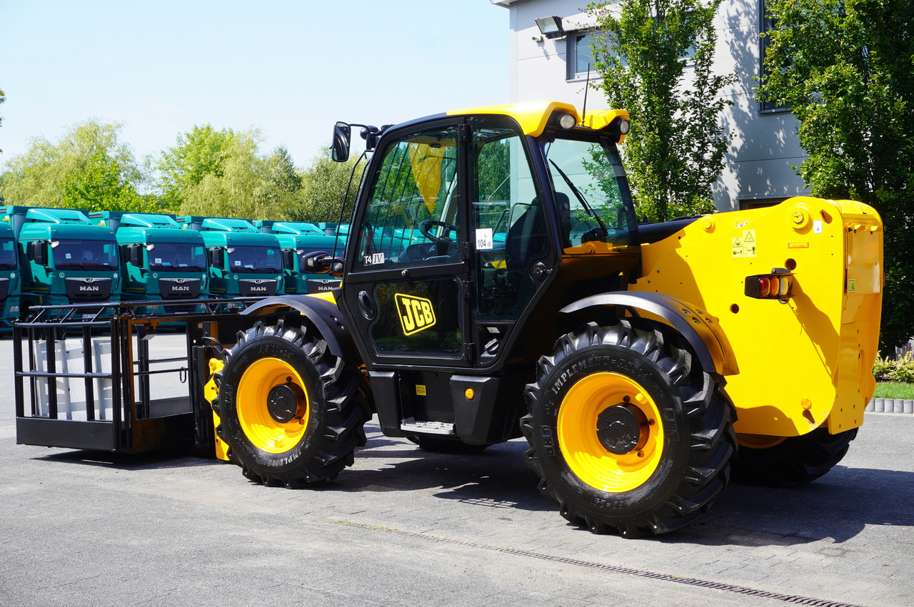 JCB 535-95 / 3.5 T / range 9.5 m / joystick - Teleskopski utovarivač na točkovima: slika 3 JCB 535-95 / 3.5 T / range 9.5 m / joystick - Teleskopski utovarivač na točkovima: slika 3