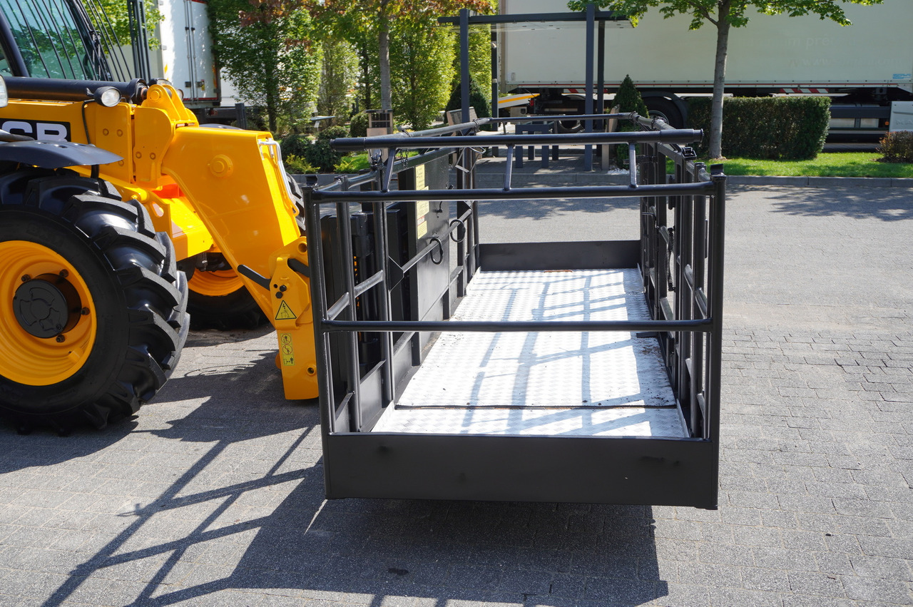 Teleskopski upravljač JCB 535-95 / 3.5 T / range 9.5 m / joystick: slika 20 Teleskopski upravljač JCB 535-95 / 3.5 T / range 9.5 m / joystick: slika 20