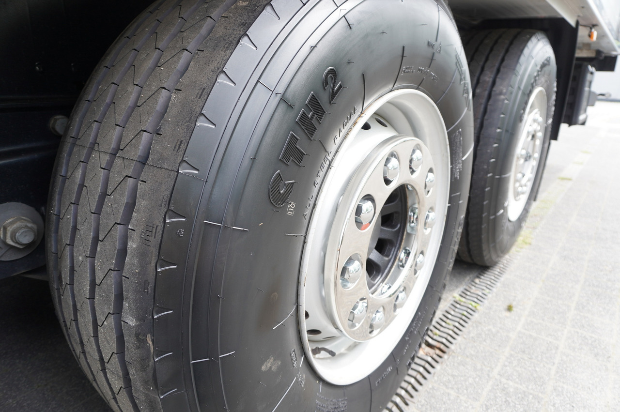 Poluprikolica hladnjače KÖGEL S24 refrigerator semi-trailer / 2023 / Carrier Vector 1550 / Doppelstock / several units: slika 27 Poluprikolica hladnjače KÖGEL S24 refrigerator semi-trailer / 2023 / Carrier Vector 1550 / Doppelstock / several units: slika 27