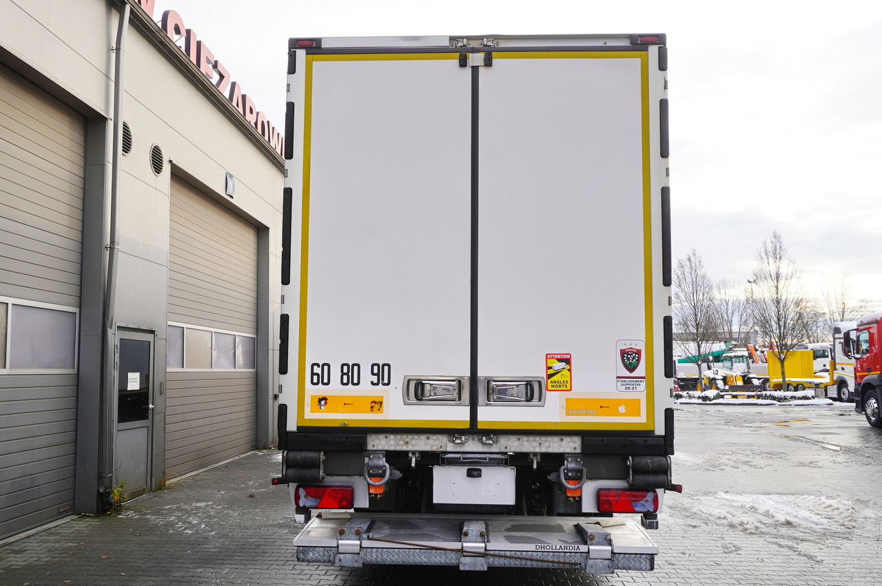 LAMBERET refrigerated semi-trailer / Carrier Vector 1950 MT (multitemp) / Dhollandia tail lift 2500 kg - Poluprikolica hladnjače: slika 4 LAMBERET refrigerated semi-trailer / Carrier Vector 1950 MT (multitemp) / Dhollandia tail lift 2500 kg - Poluprikolica hladnjače: slika 4