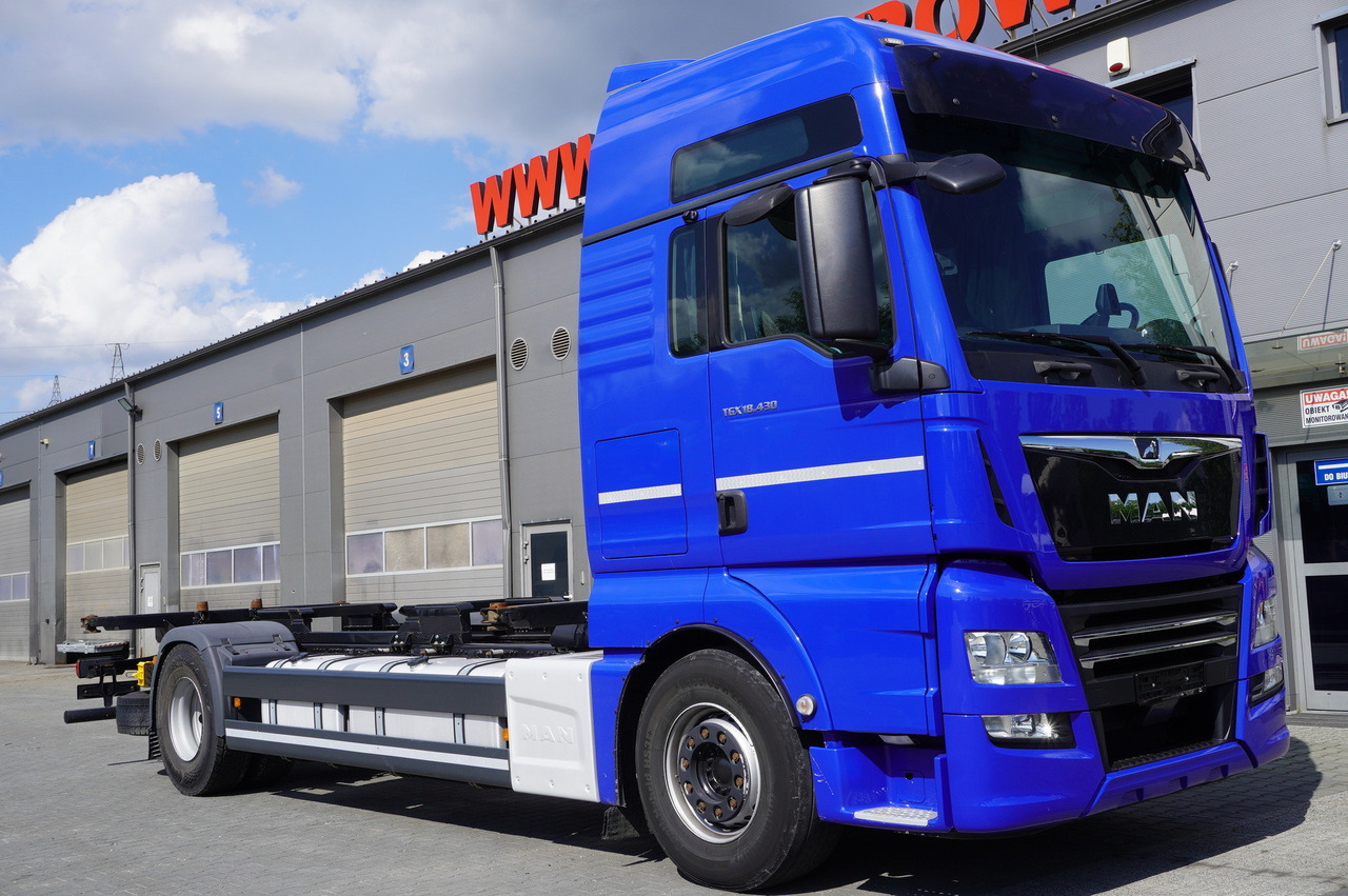 MAN MAN TGX 18.430 / BDF / sleeping cab / 2021 / 4 units - Kamion za prevoz kontejnera/ Kamion sa promenjivim sandukom: slika 2 MAN MAN TGX 18.430 / BDF / sleeping cab / 2021 / 4 units - Kamion za prevoz kontejnera/ Kamion sa promenjivim sandukom: slika 2