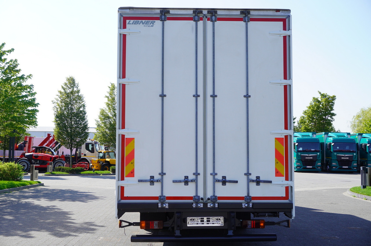 MAN TGL 12.190 / Curtainsider 19 EPAL / Sleeper cab - Kamion sa ceradom: slika 4 MAN TGL 12.190 / Curtainsider 19 EPAL / Sleeper cab - Kamion sa ceradom: slika 4