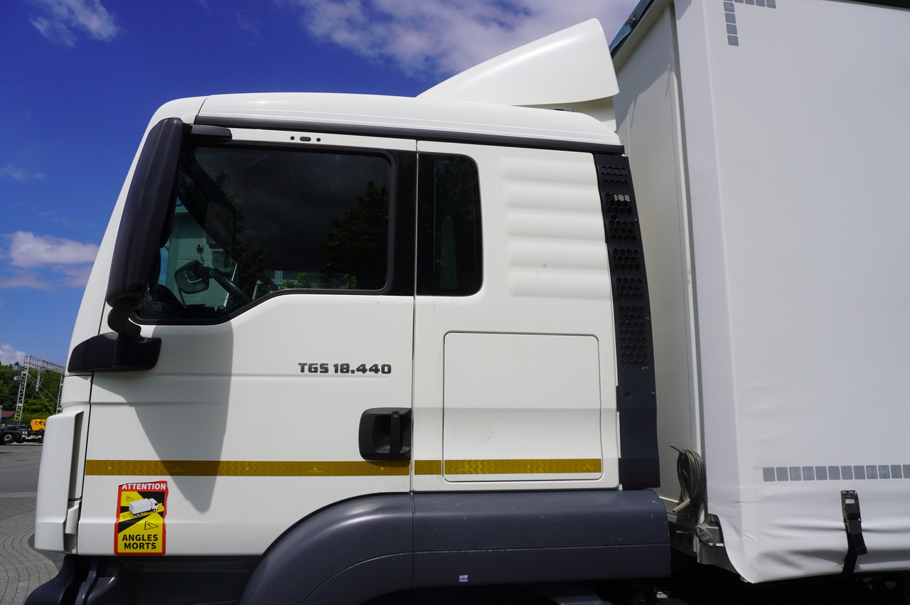 Kamion sa ceradom MAN TGS 18.440 / 19 EPAL curtainsider / Sleeper cab: slika 17 Kamion sa ceradom MAN TGS 18.440 / 19 EPAL curtainsider / Sleeper cab: slika 17