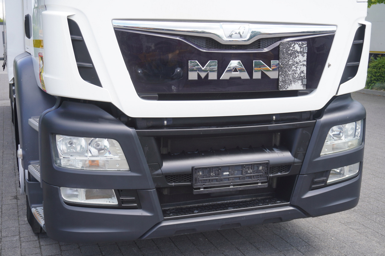 Kamion sa ceradom MAN TGS 18.440 / 19 EPAL curtainsider / Sleeper cab: slika 8 Kamion sa ceradom MAN TGS 18.440 / 19 EPAL curtainsider / Sleeper cab: slika 8