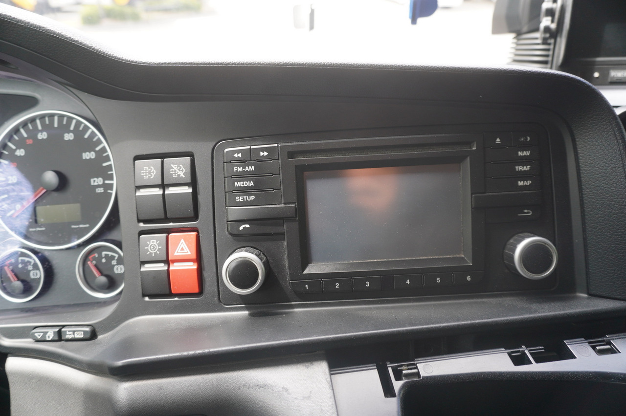 Kamion sa ceradom MAN TGS 18.440 / 19 EPAL curtainsider / Sleeper cab: slika 24 Kamion sa ceradom MAN TGS 18.440 / 19 EPAL curtainsider / Sleeper cab: slika 24