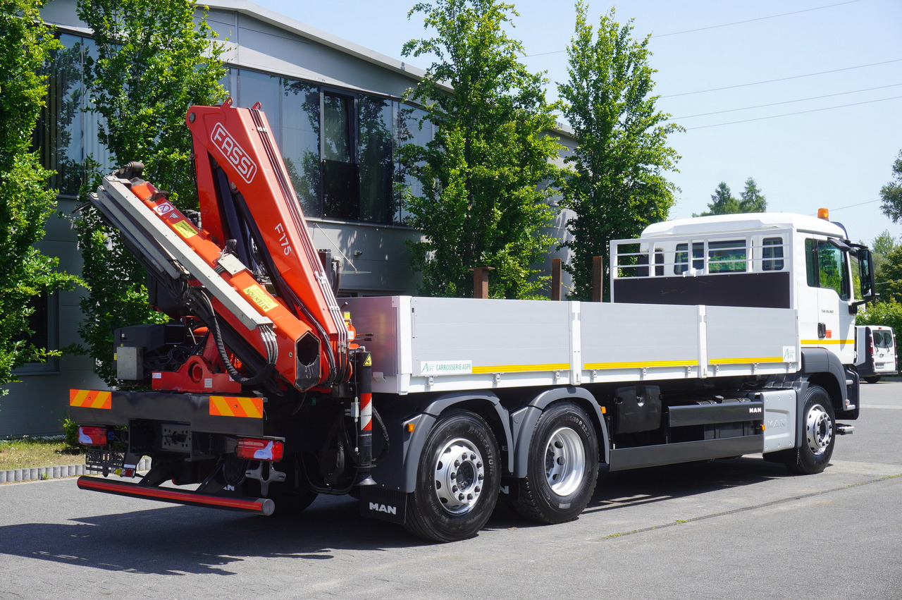 MAN TGS 26.360 Flatbed / Fassi F175 7.7 T / steered 3rd axle - Kamion sa dizalicom: slika 5 MAN TGS 26.360 Flatbed / Fassi F175 7.7 T / steered 3rd axle - Kamion sa dizalicom: slika 5