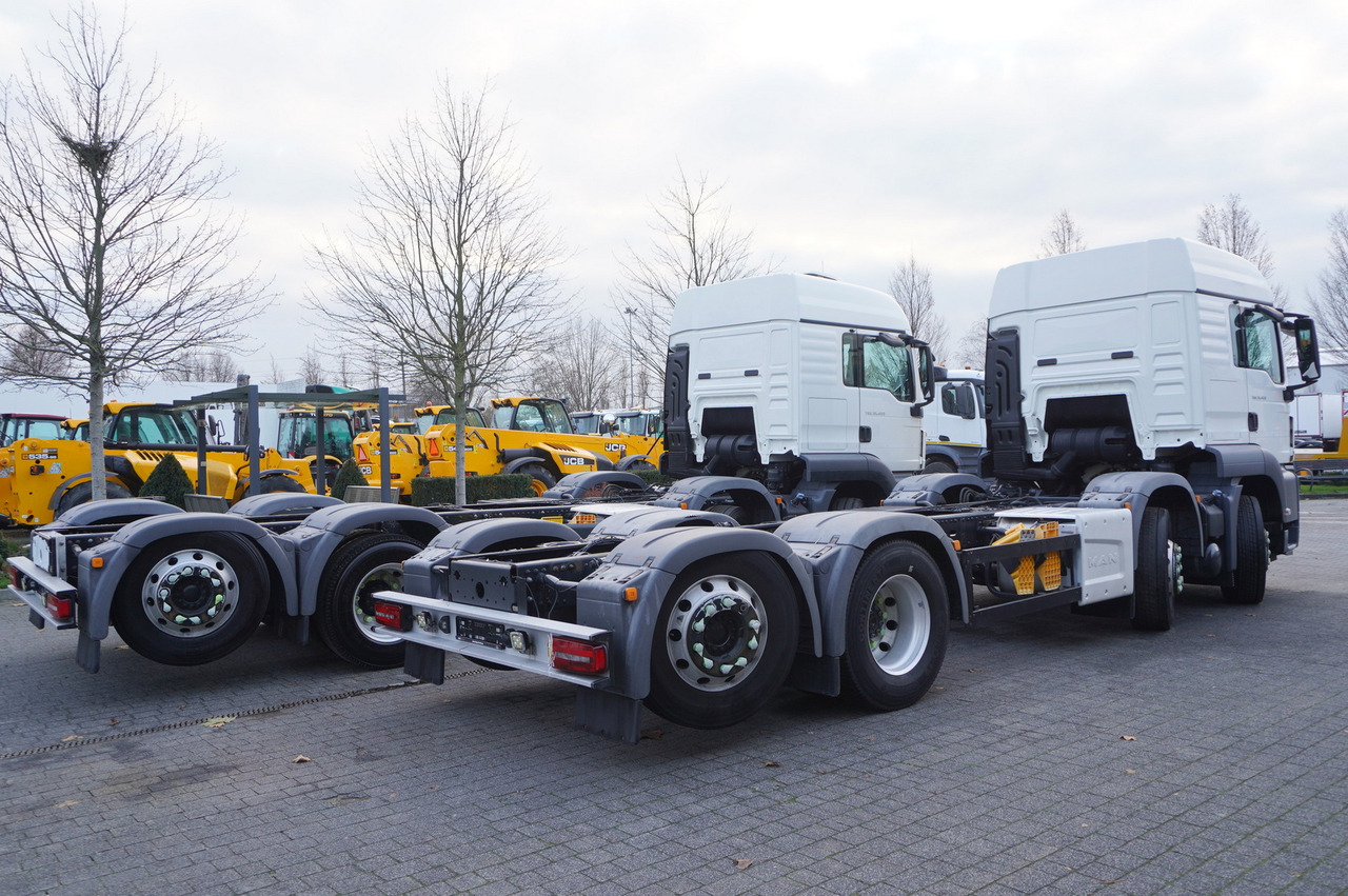 MAN TGS 35.420 8×2 / Chassis 6.4 m / 3 steered axles - Kamion sa dizalicom: slika 3 MAN TGS 35.420 8×2 / Chassis 6.4 m / 3 steered axles - Kamion sa dizalicom: slika 3