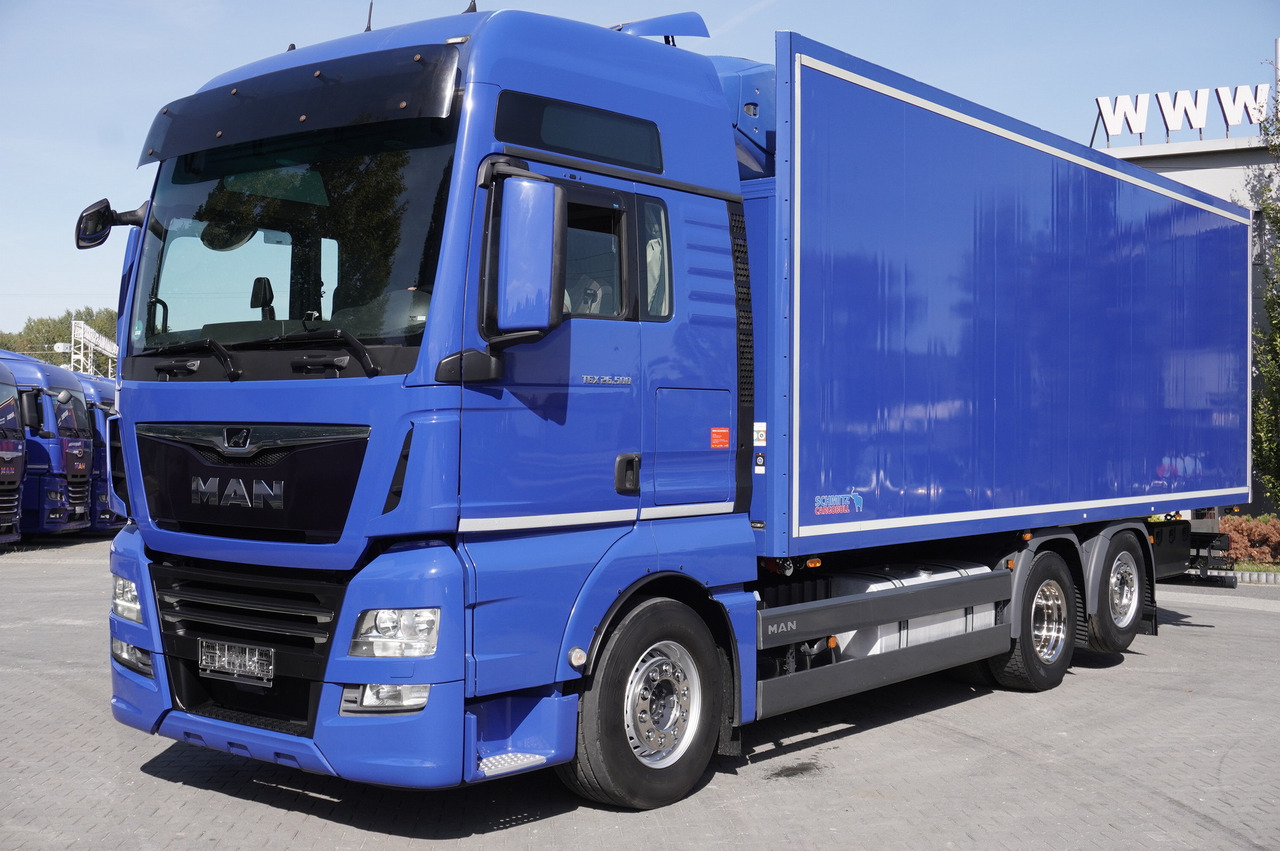 MAN TGX 26.500 E6 XXL / Schmitz 19 pallets / Thermoking / steering axle - Hladnjača: slika 1 MAN TGX 26.500 E6 XXL / Schmitz 19 pallets / Thermoking / steering axle - Hladnjača: slika 1