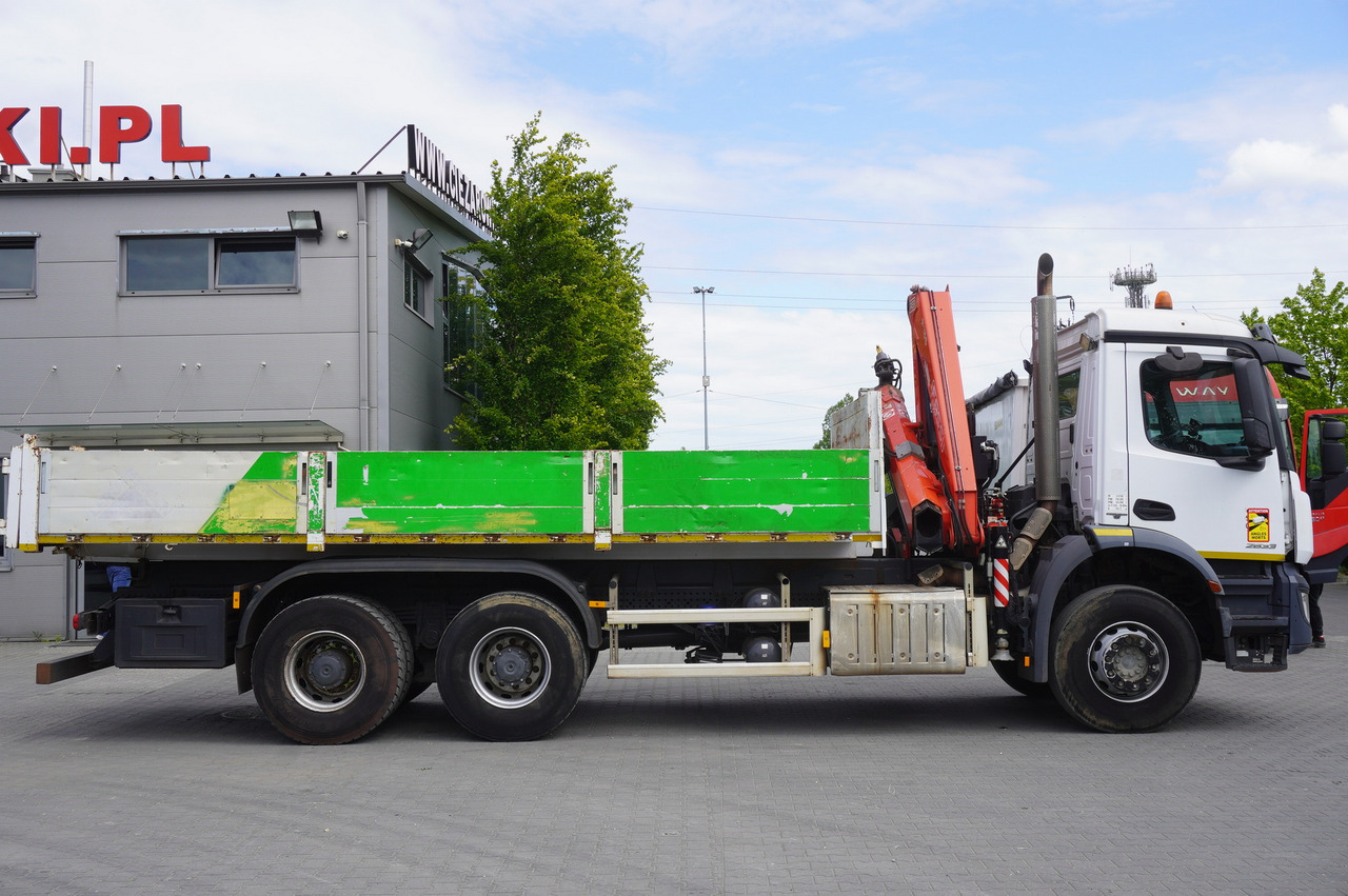 MERCEDES-BENZ AROCS 2633 6x4 / 5.5 T crane FASSI F135 / Tipper 15 EPAL - Istovarivač, Kamion sa dizalicom: slika 5 MERCEDES-BENZ AROCS 2633 6x4 / 5.5 T crane FASSI F135 / Tipper 15 EPAL - Istovarivač, Kamion sa dizalicom: slika 5