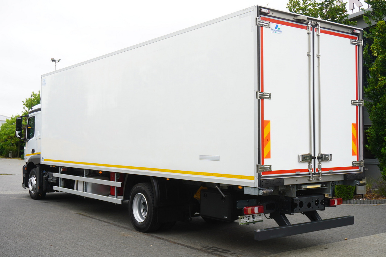 MERCEDES-BENZ Actros 1824 / Refrigerator 22 EPAL / Carrier Supra 950 / Sleeping cabin - Hladnjača: slika 2 MERCEDES-BENZ Actros 1824 / Refrigerator 22 EPAL / Carrier Supra 950 / Sleeping cabin - Hladnjača: slika 2