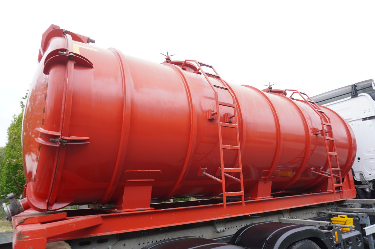 Cisterna za osoku MERCEDES-BENZ Actros 2545 6 × 2 MP5 / NEW septic barrel 13000 L: slika 12 Cisterna za osoku MERCEDES-BENZ Actros 2545 6 × 2 MP5 / NEW septic barrel 13000 L: slika 12