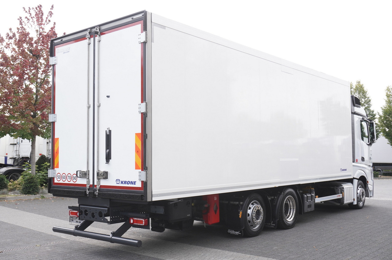 MERCEDES-BENZ Actros 2545 MP5 6×2 E6 / KRONE REFRIGERATOR 40 pallets Bitemperature Doppelstock / high 2.7m - Hladnjača: slika 4 MERCEDES-BENZ Actros 2545 MP5 6×2 E6 / KRONE REFRIGERATOR 40 pallets Bitemperature Doppelstock / high 2.7m - Hladnjača: slika 4