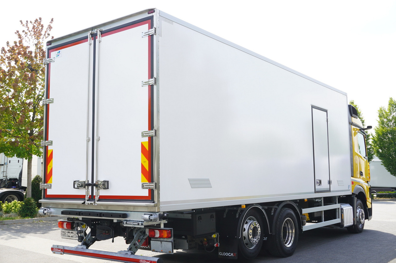 MERCEDES-BENZ Actros 2545 MP5 6×2 E6 / NEW Igloocar refrigerator / 19 pallets - Hladnjača: slika 4 MERCEDES-BENZ Actros 2545 MP5 6×2 E6 / NEW Igloocar refrigerator / 19 pallets - Hladnjača: slika 4