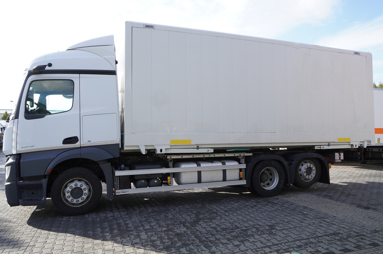MERCEDES-BENZ Actros 2545 MP5 / KRONE 18 EPAL box body / ADR AT - Kamion sa zatvorenim sandukom: slika 5 MERCEDES-BENZ Actros 2545 MP5 / KRONE 18 EPAL box body / ADR AT - Kamion sa zatvorenim sandukom: slika 5