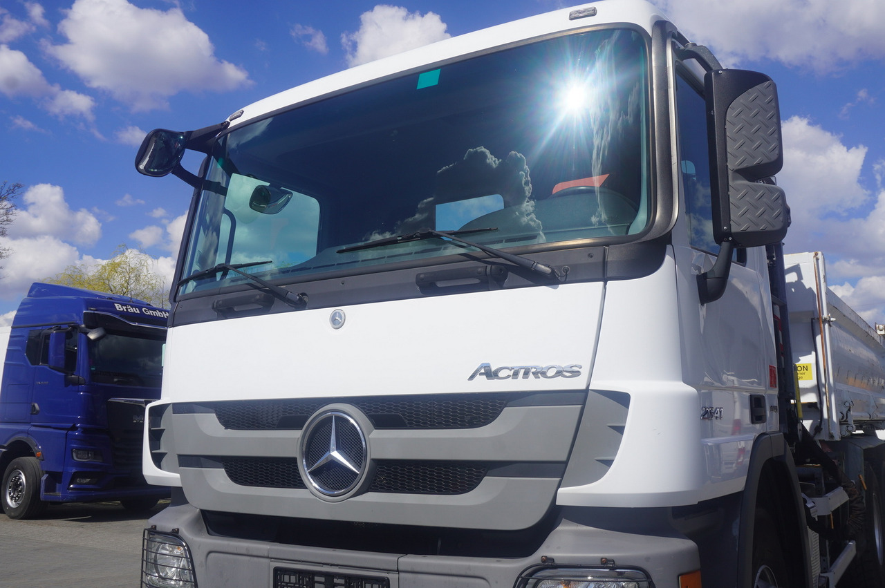 Autodizalica MERCEDES-BENZ Actros 2641 6×4 E5 / Crane / Dumper / 110000 km!: slika 14