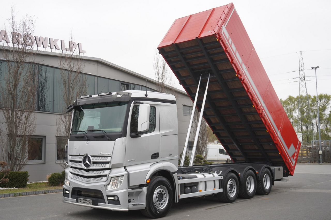 MERCEDES-BENZ Actros 3563 8x4 / Tipper for grain 20 t load capacity - Istovarivač: slika 1 MERCEDES-BENZ Actros 3563 8x4 / Tipper for grain 20 t load capacity - Istovarivač: slika 1